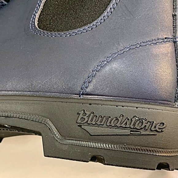 Blundstone 2246 Chelsea Boots - Leather, Men US Size 10.5 **Navy Color main image 6